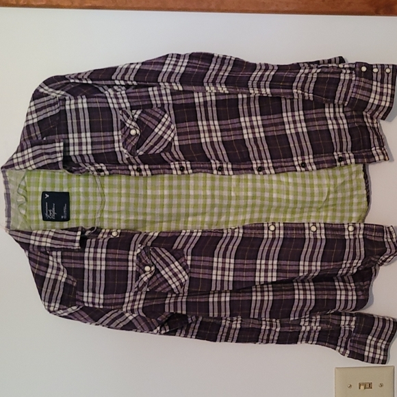 American Eagle Outfitters Tops - American Eagle Outfitters snap button shirt